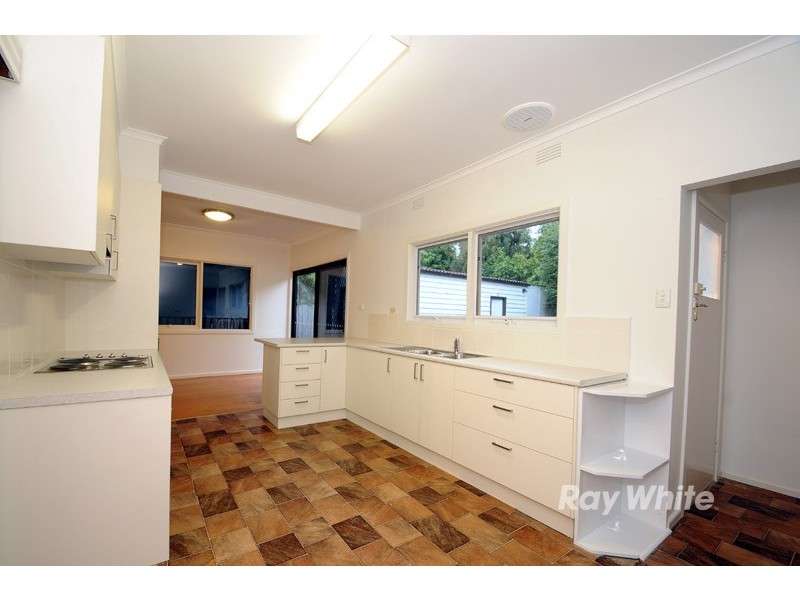 4 Lemnos Street, Croydon VIC 3136