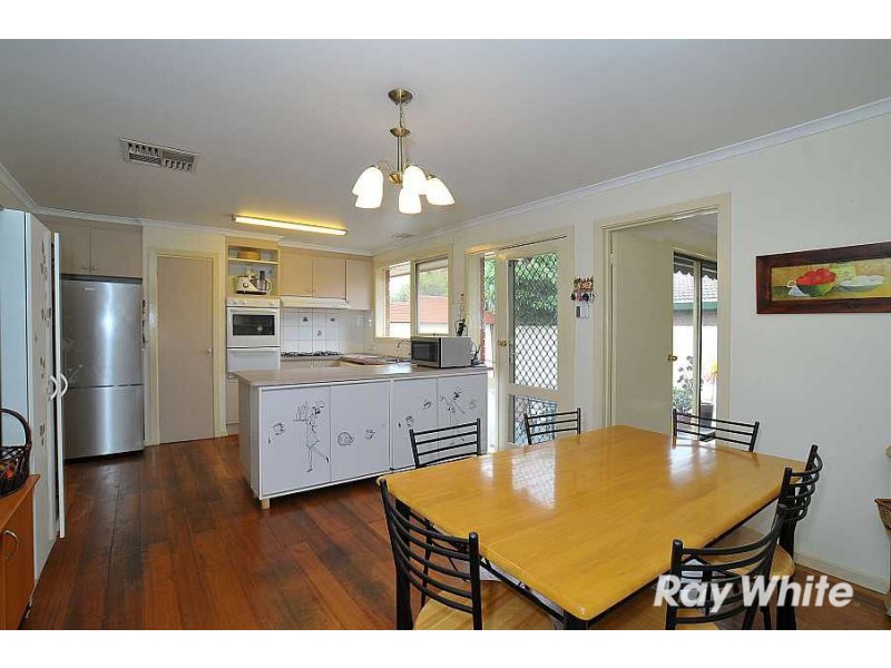 33 Alderford Drive, Wantirna VIC 3152