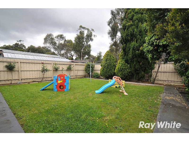 33 Alderford Drive, Wantirna VIC 3152