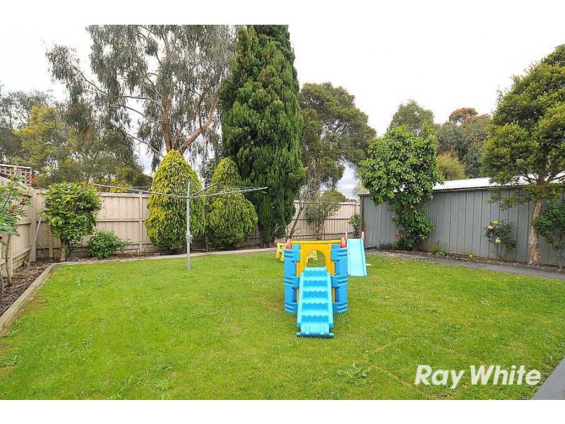 33 Alderford Drive, Wantirna VIC 3152