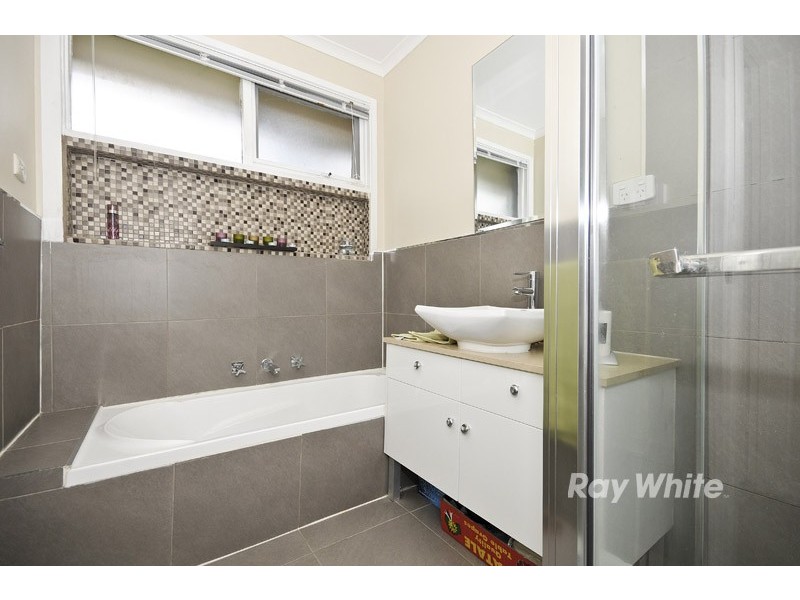 25 Freshfield Avenue, Wantirna VIC 3152