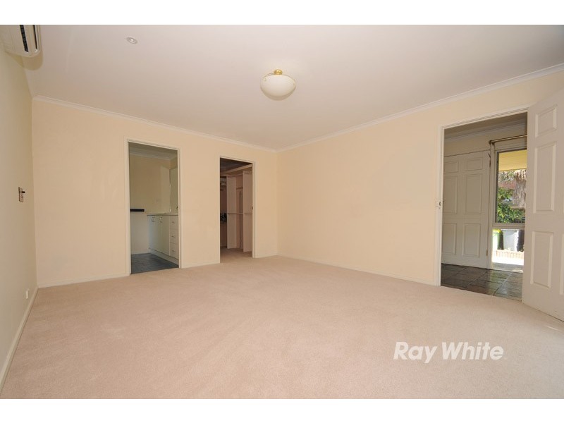 9 Lillee Close, Wantirna South VIC 3152
