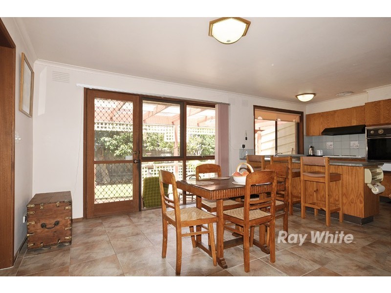 11 Cavendish Avenue, Wantirna VIC 3152