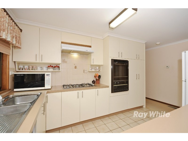4 Rosewall Court, Wantirna South VIC 3152