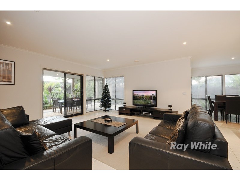 15 Bells Court, Wantirna South VIC 3152