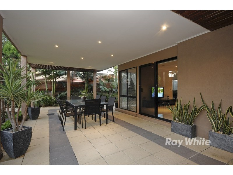 15 Bells Court, Wantirna South VIC 3152