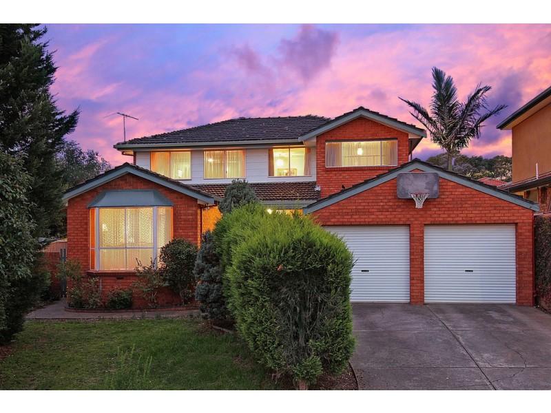 35 Cornelius Drive, Wantirna South VIC 3152