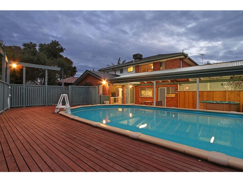 35 Cornelius Drive, Wantirna South VIC 3152