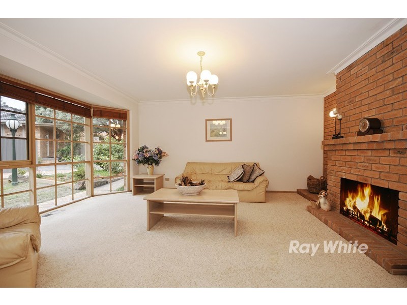 8 Jade Court, Wantirna South VIC 3152