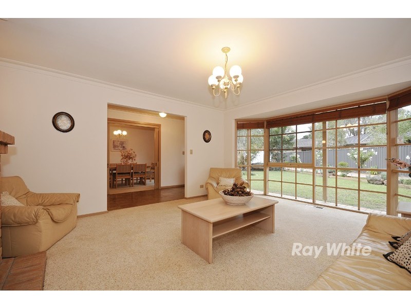 8 Jade Court, Wantirna South VIC 3152