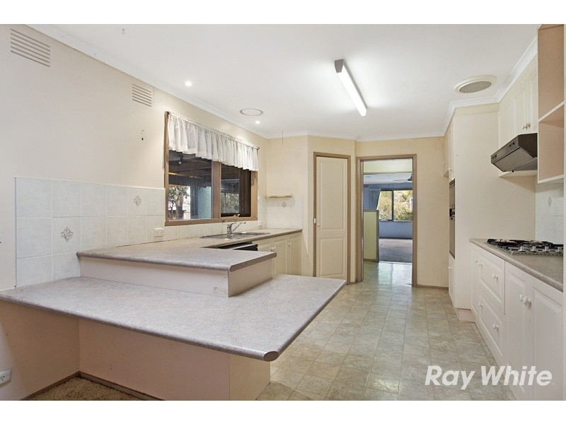 10 Raheen Avenue, Wantirna VIC 3152