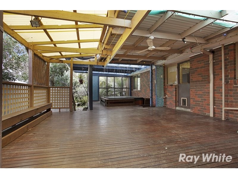 10 Raheen Avenue, Wantirna VIC 3152