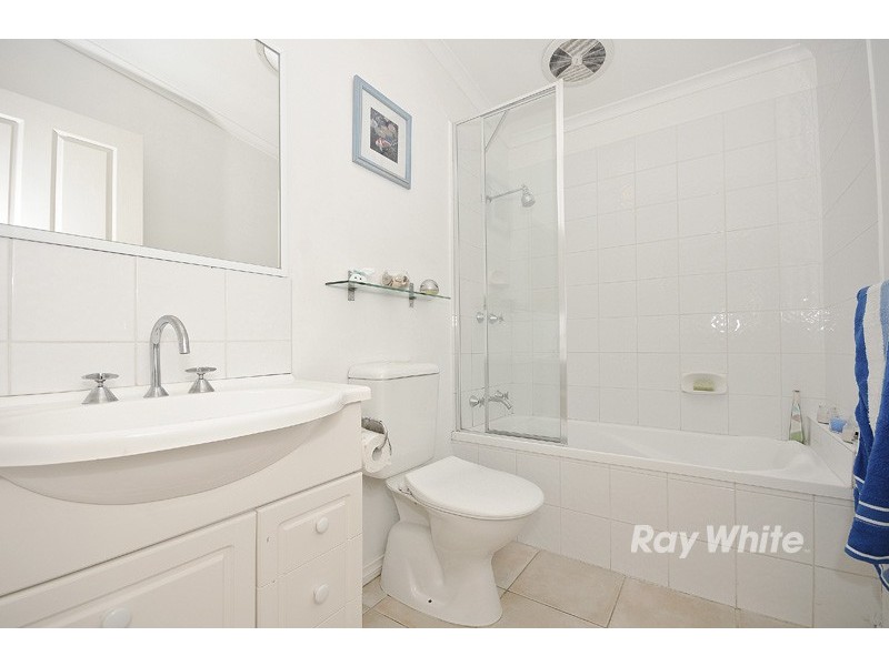 1/37 David Street, Knoxfield VIC 3180