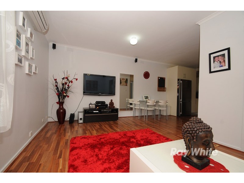 15 Anne Road, Knoxfield VIC 3180