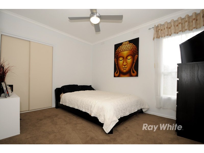 15 Anne Road, Knoxfield VIC 3180