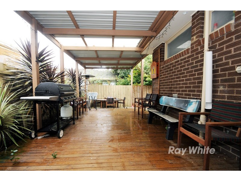 15 Anne Road, Knoxfield VIC 3180