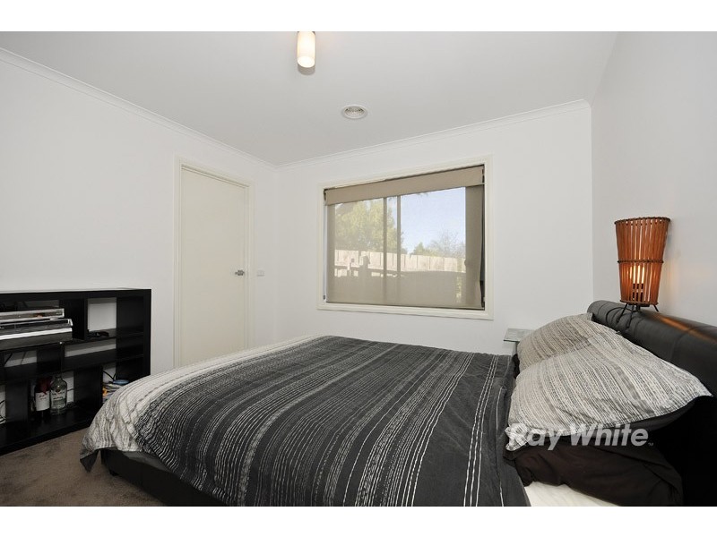 27a Greenslopes Drive, Mooroolbark VIC 3138