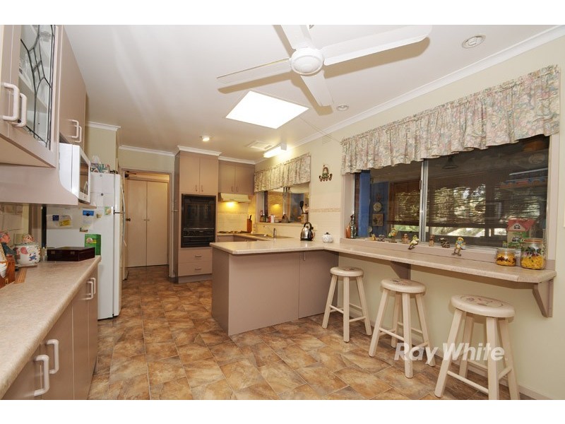 2 Huxley Court, Bayswater VIC 3153