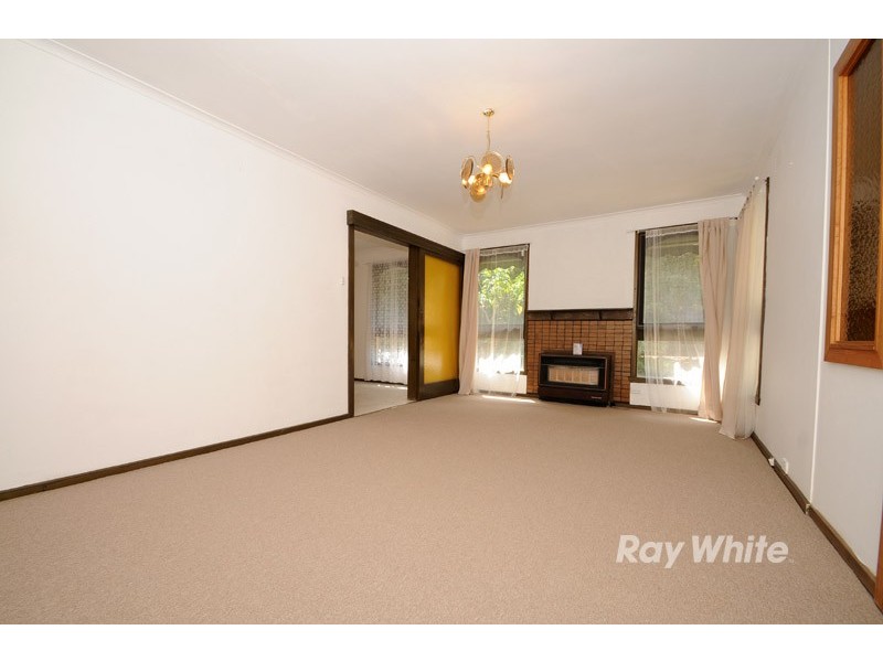 10  Moore Street, Ferntree Gully VIC 3156