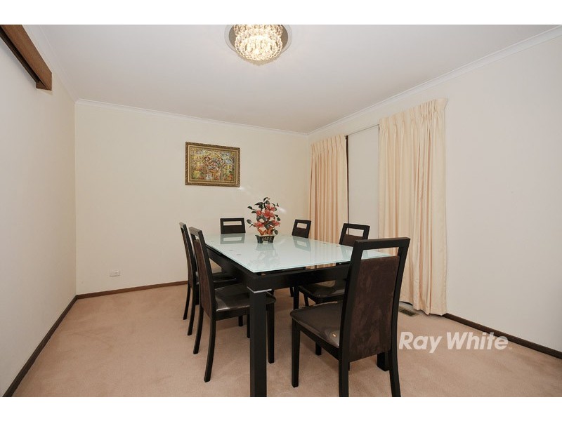 38 Wondalea Crescent, Wantirna VIC 3152