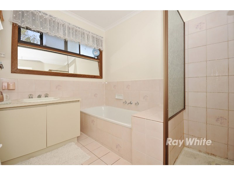 38 Wondalea Crescent, Wantirna VIC 3152