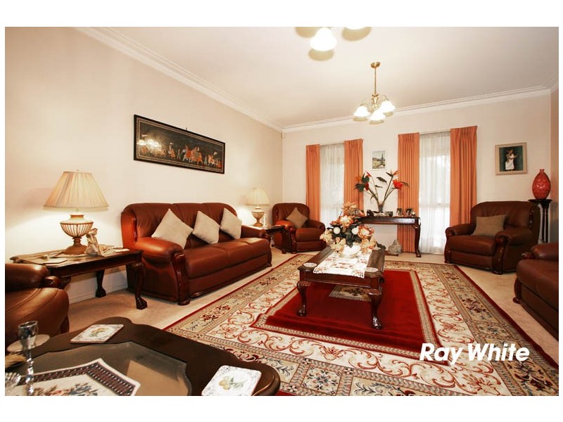 42 Wakley Crescent, Wantirna South VIC 3152