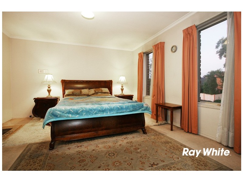 42 Wakley Crescent, Wantirna South VIC 3152