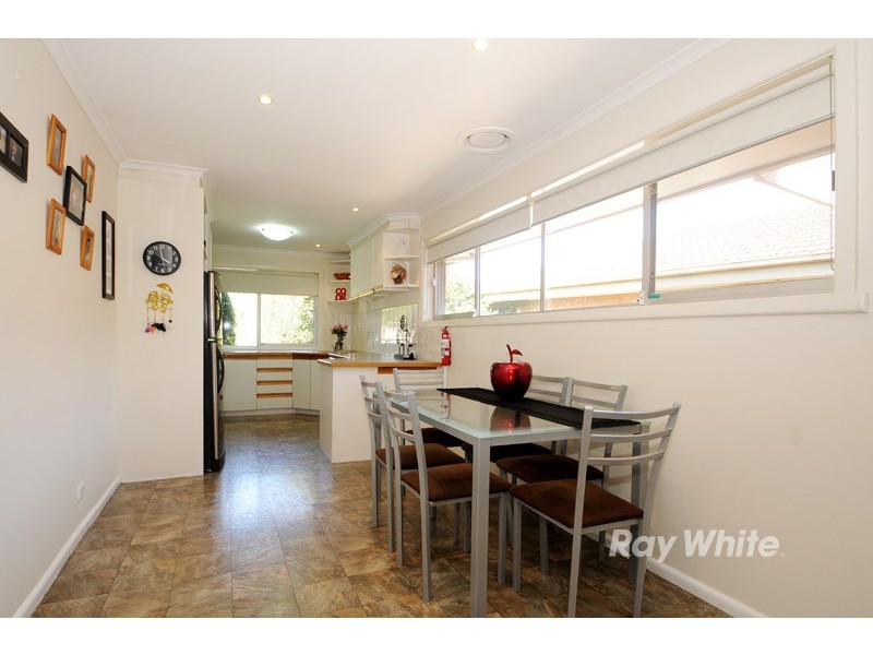 52 Arnold Drive, Scoresby VIC 3179