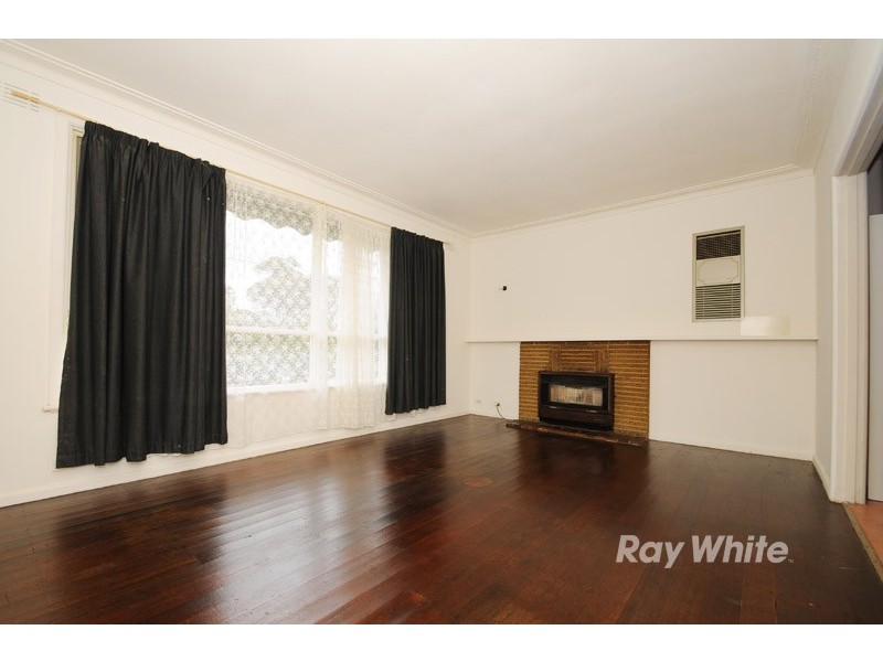23 McComb Crescent, Bayswater VIC 3153