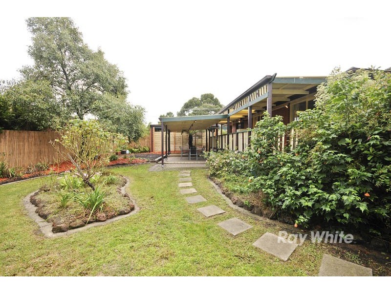 5 Concord Place, Ferntree Gully VIC 3156