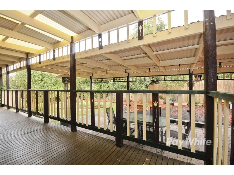 5 Concord Place, Ferntree Gully VIC 3156