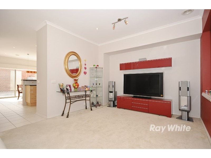 31 St Laurent Rise, Knoxfield VIC 3180