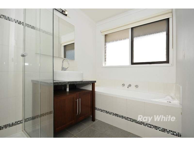 14 Stratford Square, Wantirna VIC 3152