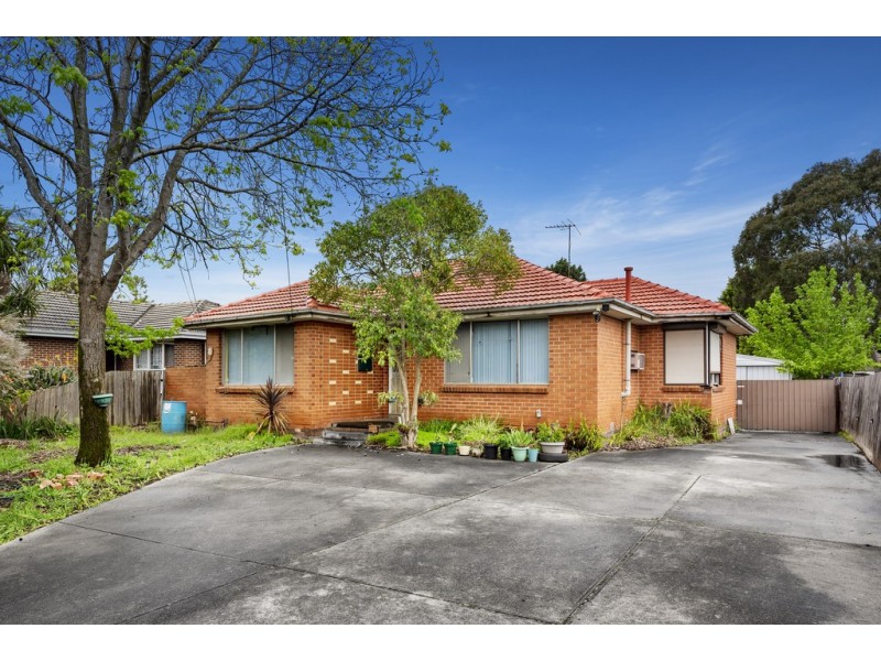 8 Allanfield Crescent, Wantirna South VIC 3152