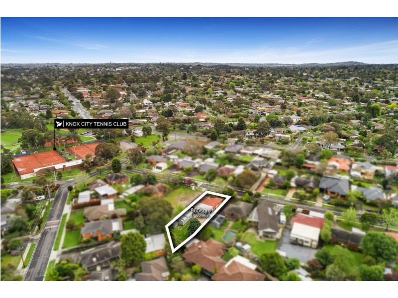 8 Allanfield Crescent, Wantirna South VIC 3152