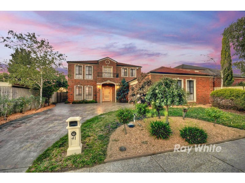 41 Carlisle Road, Ferntree Gully VIC 3156