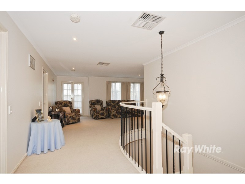 41 Carlisle Road, Ferntree Gully VIC 3156