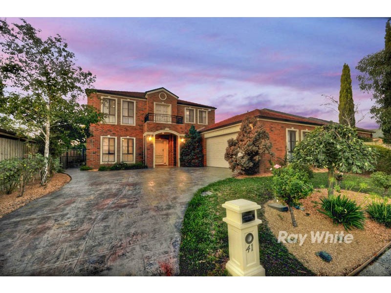 41 Carlisle Road, Ferntree Gully VIC 3156