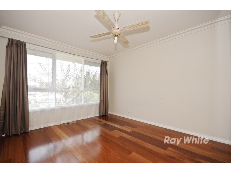 1/1 Giselle Avenue, Wantirna South VIC 3152