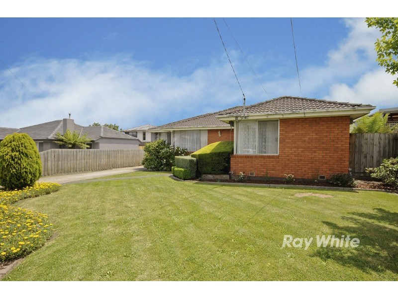 3 Giselle Avenue, Wantirna South VIC 3152