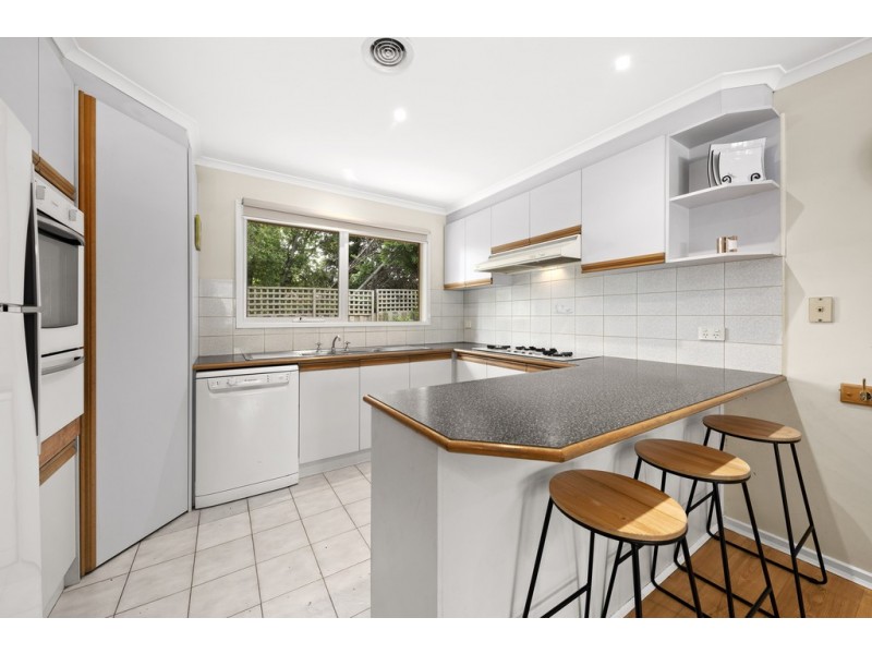 14 Lincoln Avenue, Bayswater VIC 3153