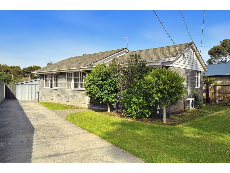 9 Lynn Drive, Ferntree Gully VIC 3156