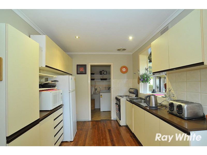 9 Lynn Drive, Ferntree Gully VIC 3156
