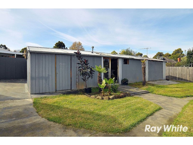 9 Lynn Drive, Ferntree Gully VIC 3156