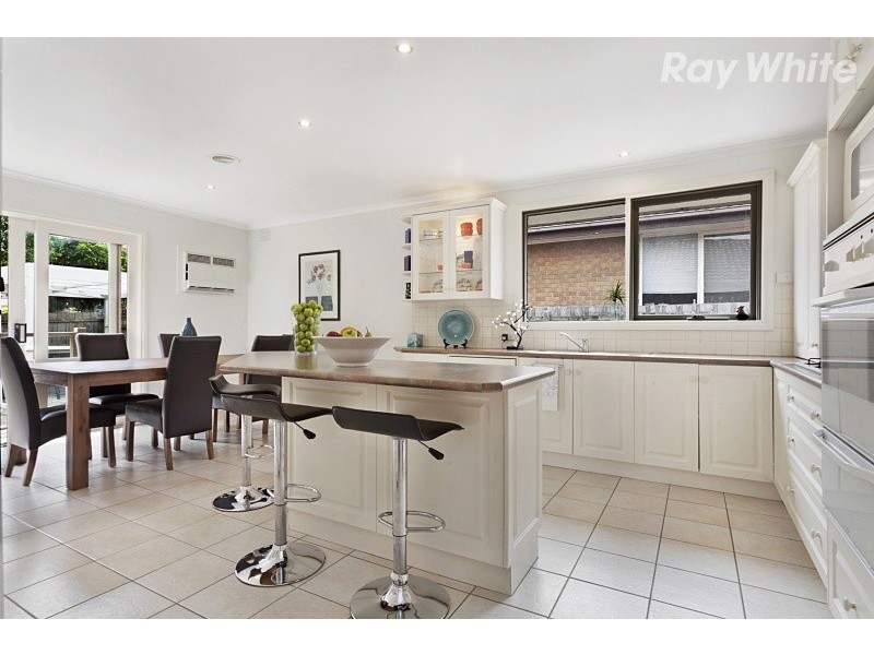 4 Winterton Court, Wantirna VIC 3152