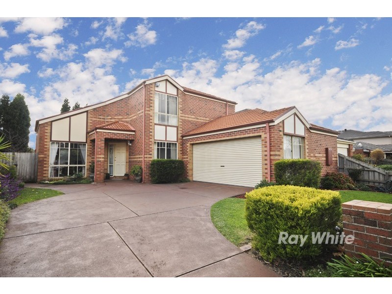 8 Mosman Close, Wantirna South VIC 3152