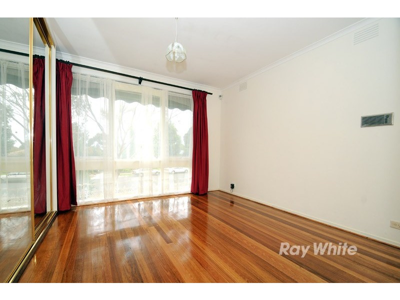 11 Chartwell Drive, Wantirna VIC 3152