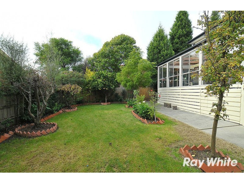 11 Miriam Close, Wantirna South VIC 3152