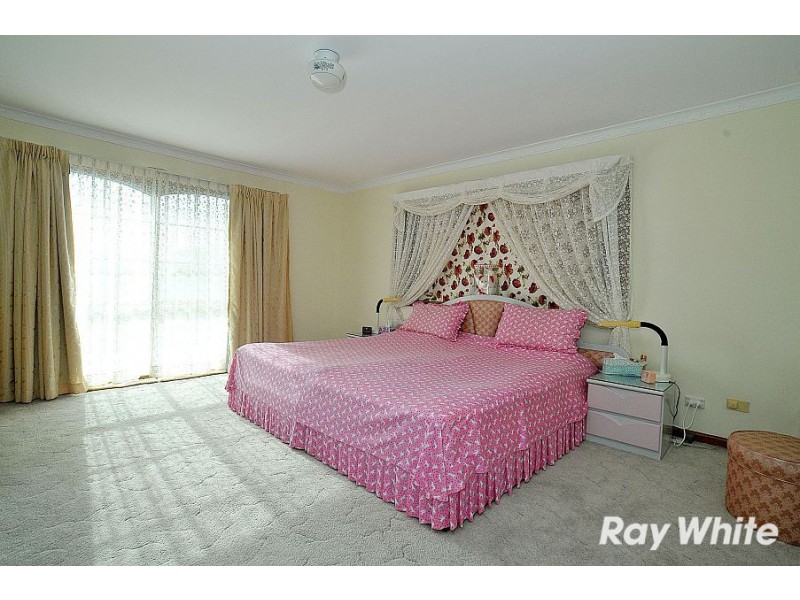 11 Miriam Close, Wantirna South VIC 3152