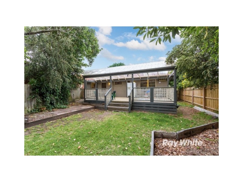 33 Norma Crescent South, Knoxfield VIC 3180